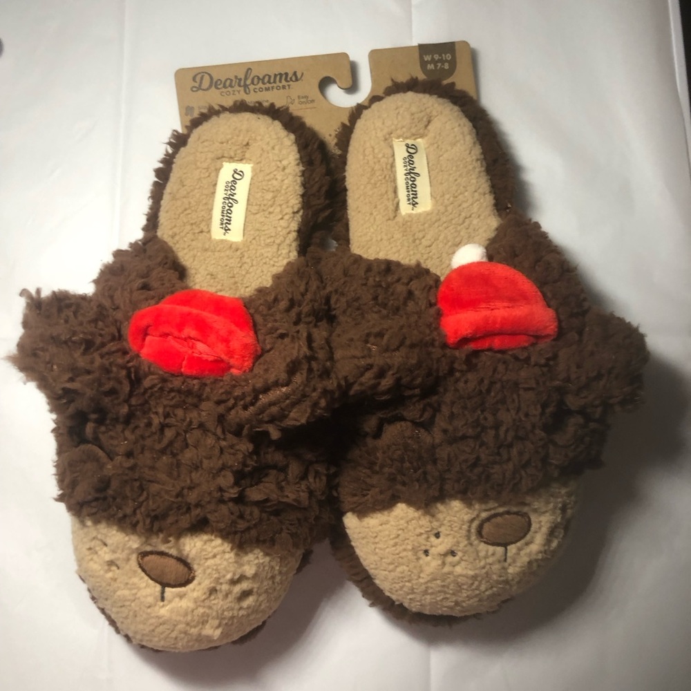 Dearfoams Fuzzy Brown Bear Slippers with Santa hats